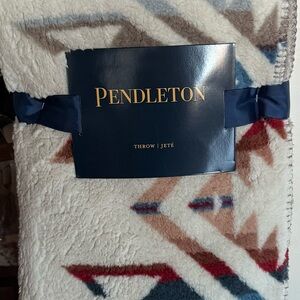 Pendleton Multicolor Geometric Throw
